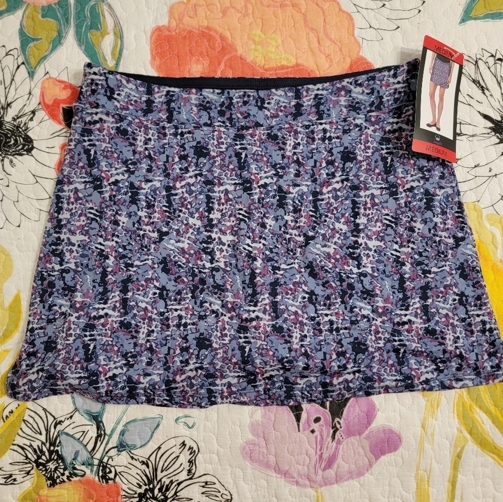 NWT Tranquility Ladies Skort (Skirt with Short Built In)